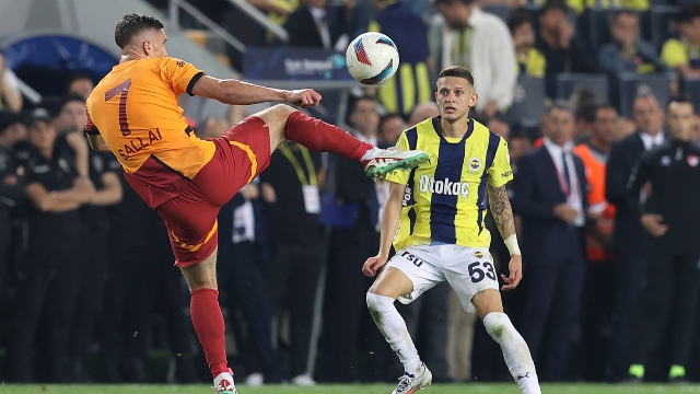 Spor yazarlarının derbi yorumları