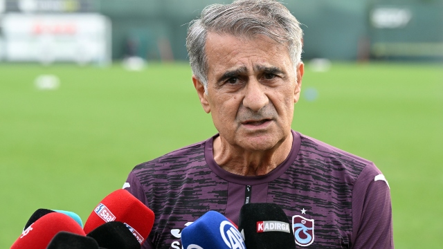 Şenol Güneş: Taraftarlar coşkulu oyun istiyor